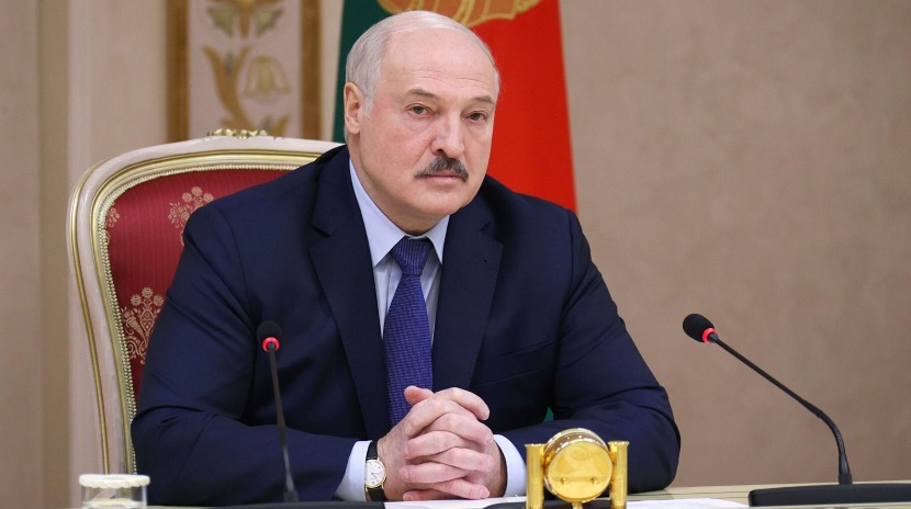 Лукашенко признал, что с территории Беларуси стреляли ракетами по Украине