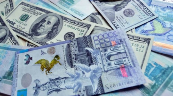 Доллар за 500: Что делать казахстанцам?
