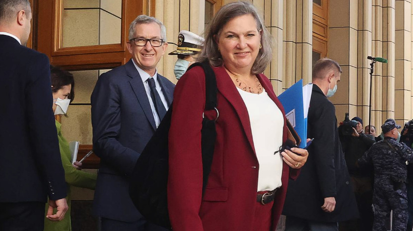 Санкции прекратятся, если Россия остановит вторжение - США