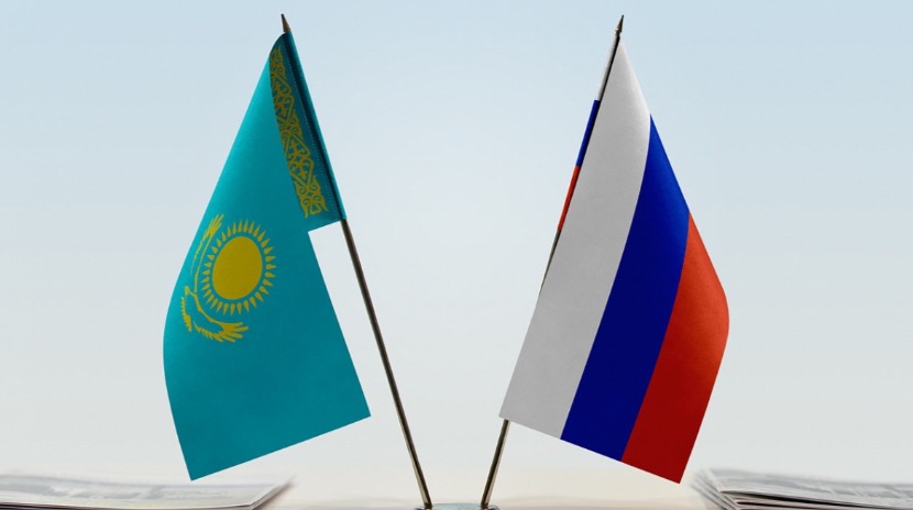 Казахстан готов к потоку трудовых мигрантов из России - Серик Шапкенов