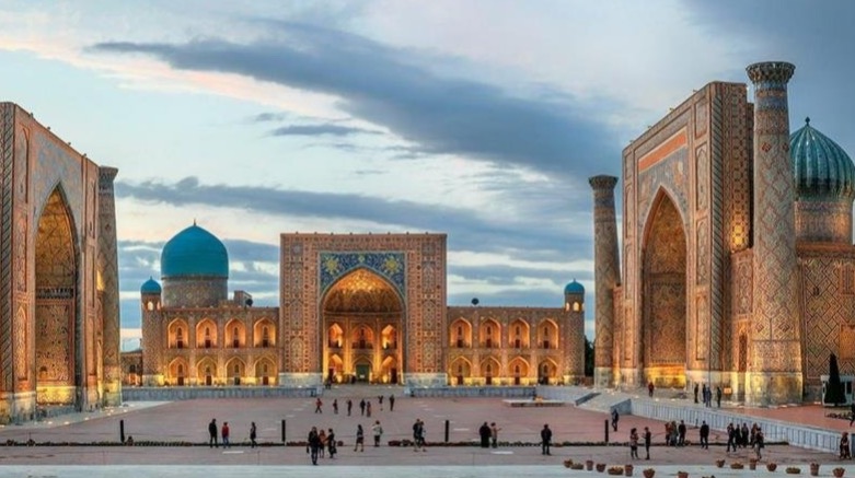 Узбекистан не признал ЛНР и ДНР, продолжив помогать Украине