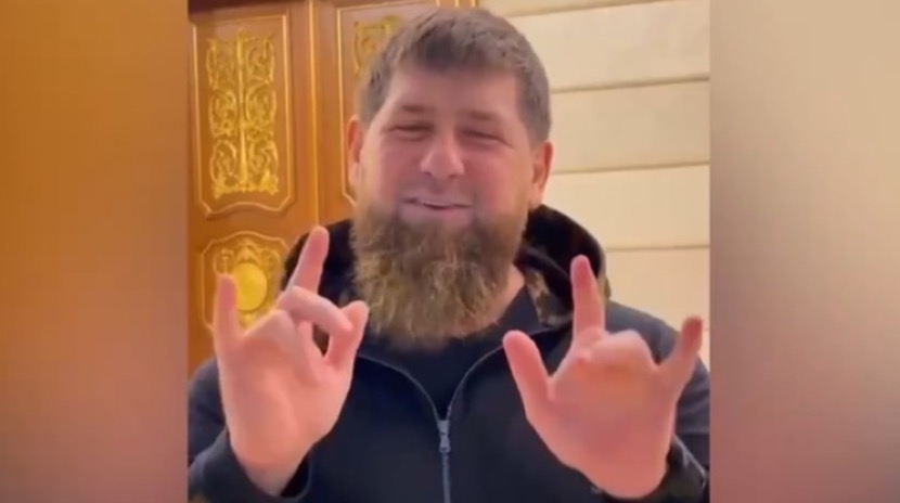 «Научу вас песенке Дин Дон»: Кадыров посвятил стих Украине