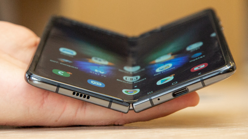 Samsung переименовала смартфон, чтобы убрать маркировку «Z»