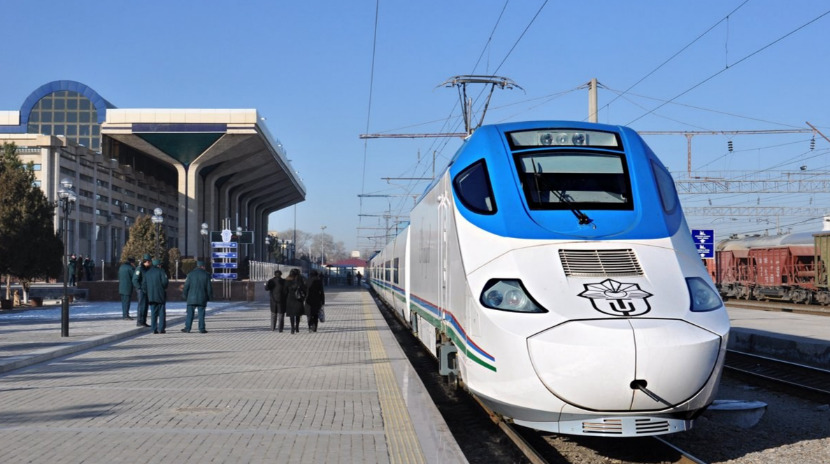 Казахстан отложил движение международных пассажирских поездов в Узбекистан из-за карантина