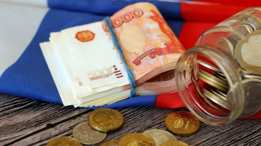 Россия заплатила по еврооблигациям рублями: рейтинговые агентства пророчат стране дефолт