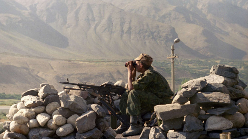 На кыргызско-таджикской границе зафиксировали минометный обстрел
