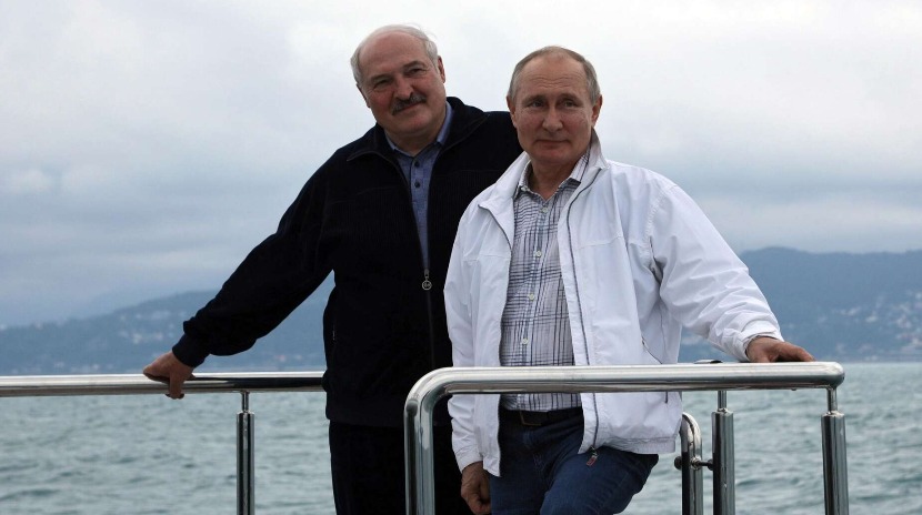 Путин отменил коронавирус в мире, сказал Лукашенко. И он не пошутил