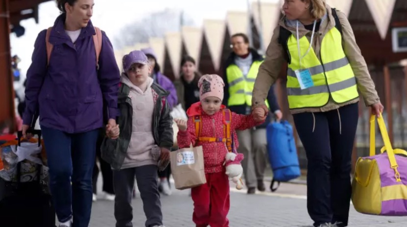 В Украину вернулось 870 тысяч беженцев, стране грозит гуманитарная катастрофа