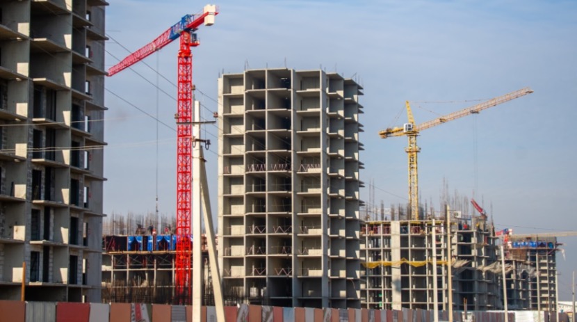 У акиматов Казахстана нет денег строить школы рядом с новыми ЖК