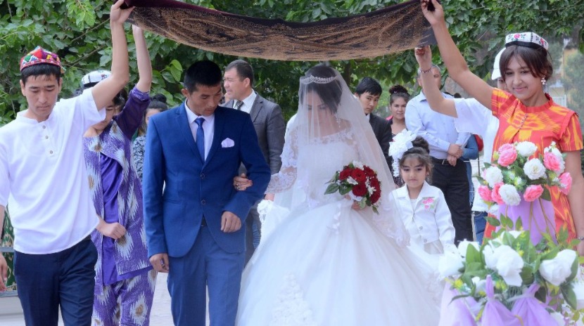 В Узбекистане нашли способ бороться с браками между родственниками