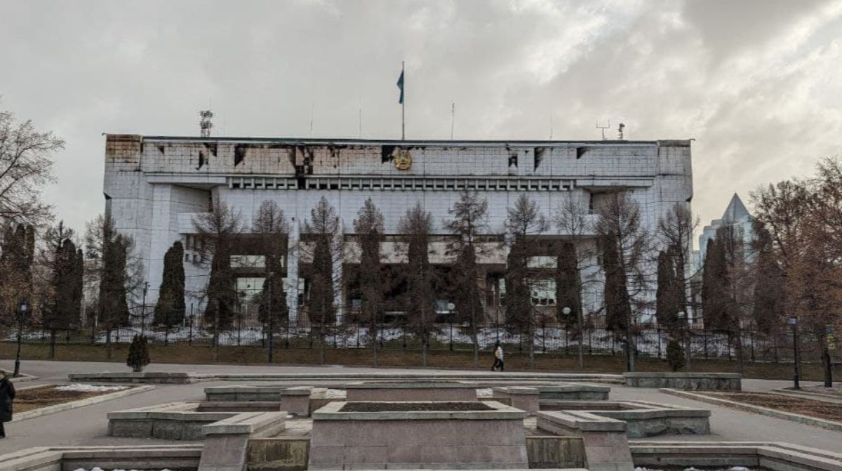 Из списка памятников официально исключили бывшую резиденцию Назарбаева в Алматы