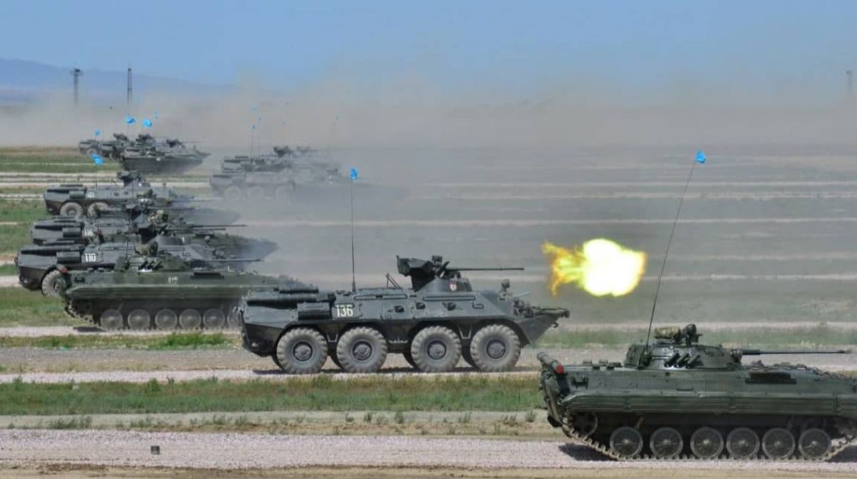 Казахстан передал лишнее военное имущество Кыргызстану