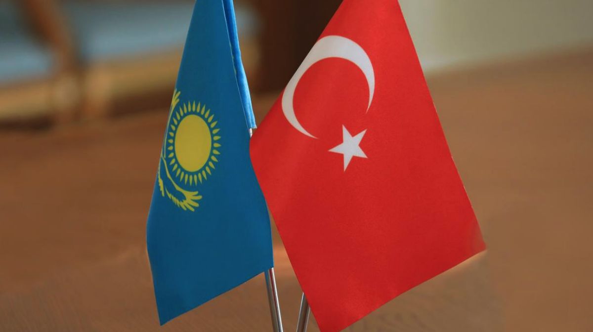 Двое граждан Турции заявили, что их год пытали в Нур-Султане