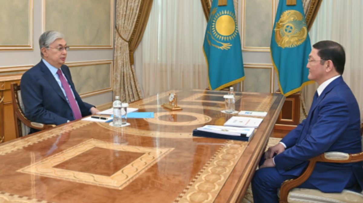 Более десяти тысяч казахстанских госслужащих привлекли к ответственности в этом году