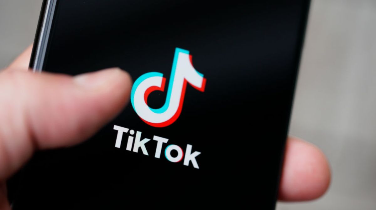 Казахстанским учителям предложили активно пользоваться Tik-Tok