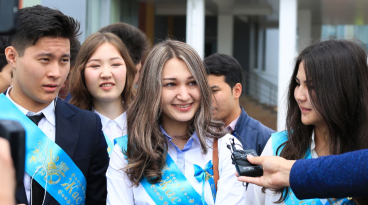 В Казахстане введут уроки патриотизма