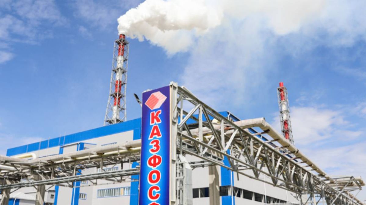 В Таразе рабочего на заводе убило упавшим на голову кирпичом