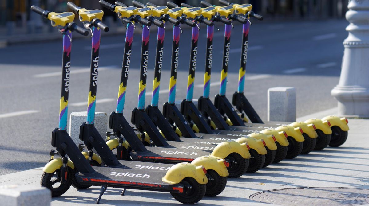 В Казахстане на электросамокатах разрешат кататься с 14 лет