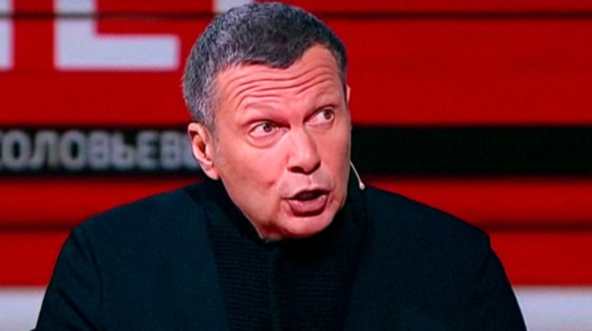 "Сложное время, ошибки случаются": Соловьев извинился перед Азербайджаном