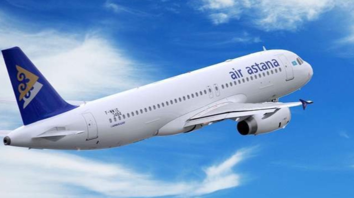 У самолета Air Astana произошло отключение левого двигателя