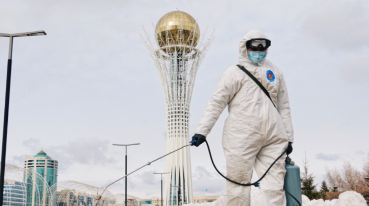 В Казахстане снова растет число больных коронавирусом