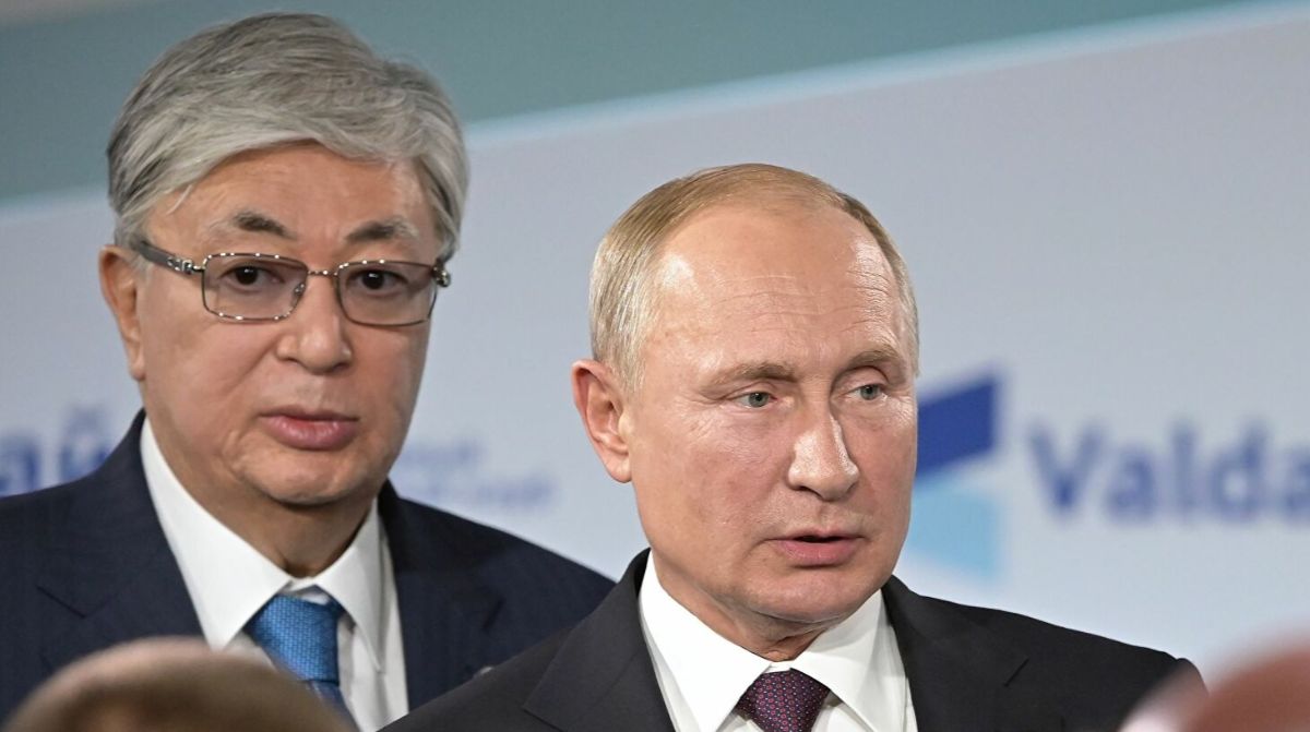 Новым оружием Путина в войне станет казахстанская нефть - Bloomberg