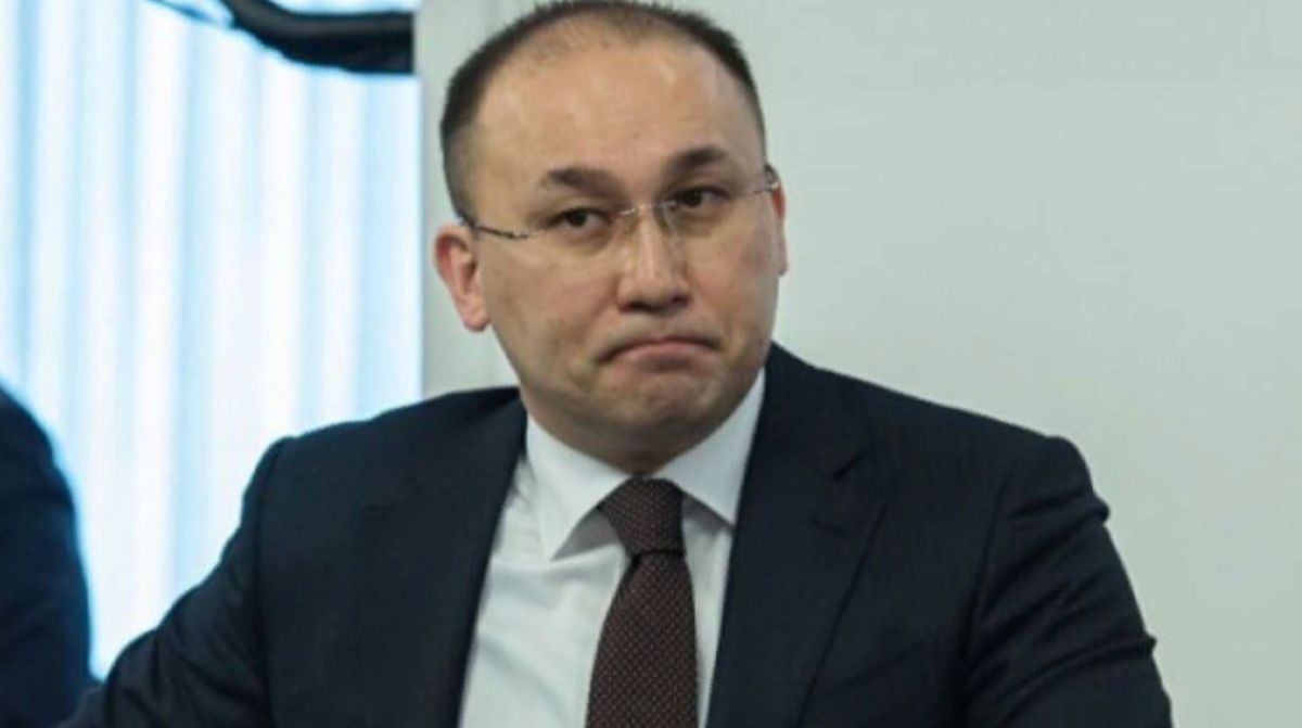 Следом за «Базз Лайтером»: В Казахстане появилась петиция об отставке Даурена Абаева