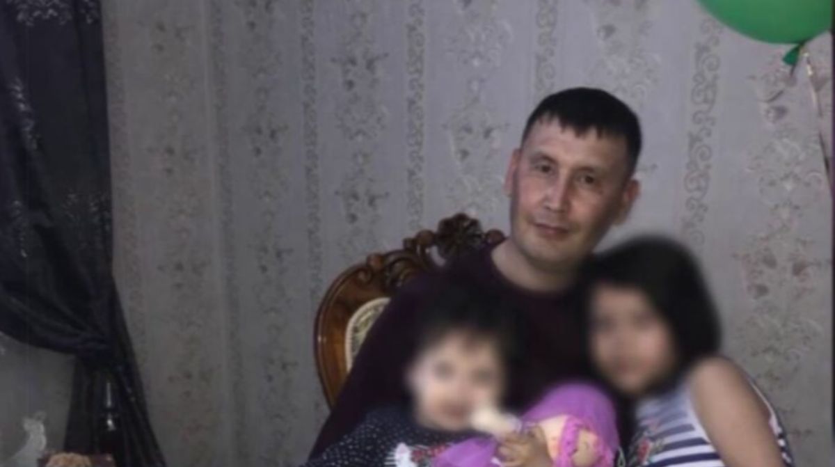 Отца пятерых детей нашли мертвым на воинской службе в Семее