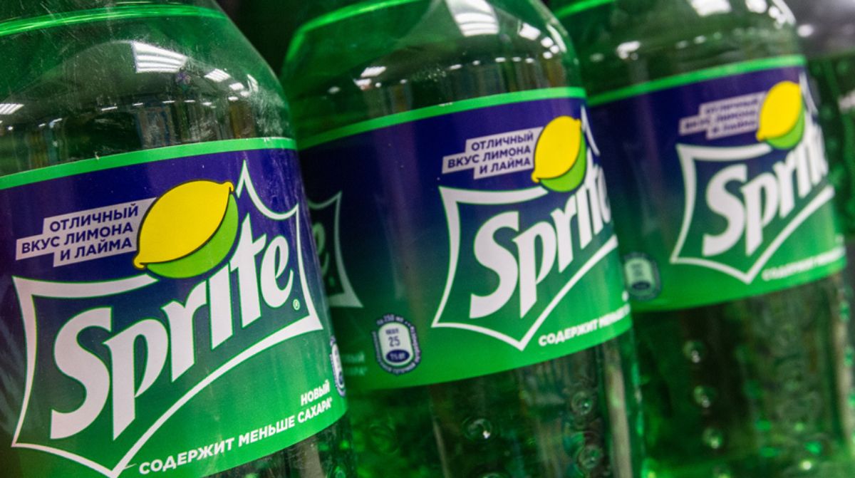 Sprite отказался от зеленых бутылок ради спасения планеты