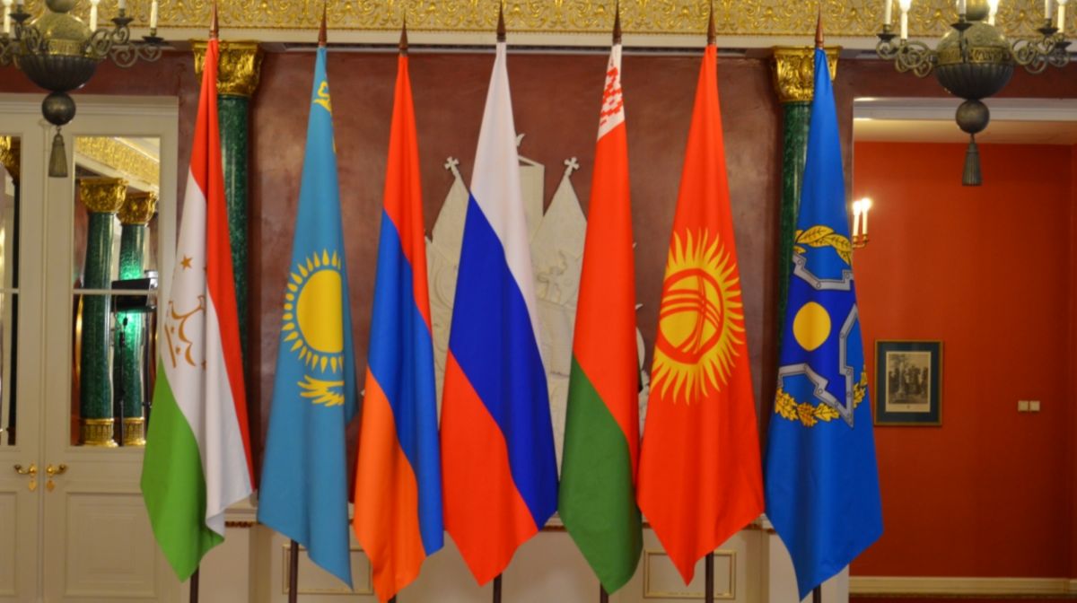 ОДКБ отреагировала на обострение конфликта между Азербайджаном и Арменией