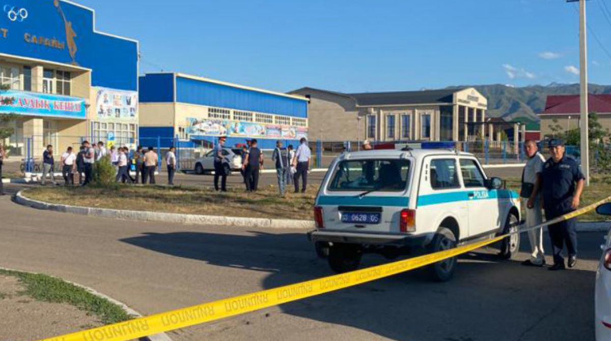 Перестрелка в Алматинской области: двое ранены, один скончался