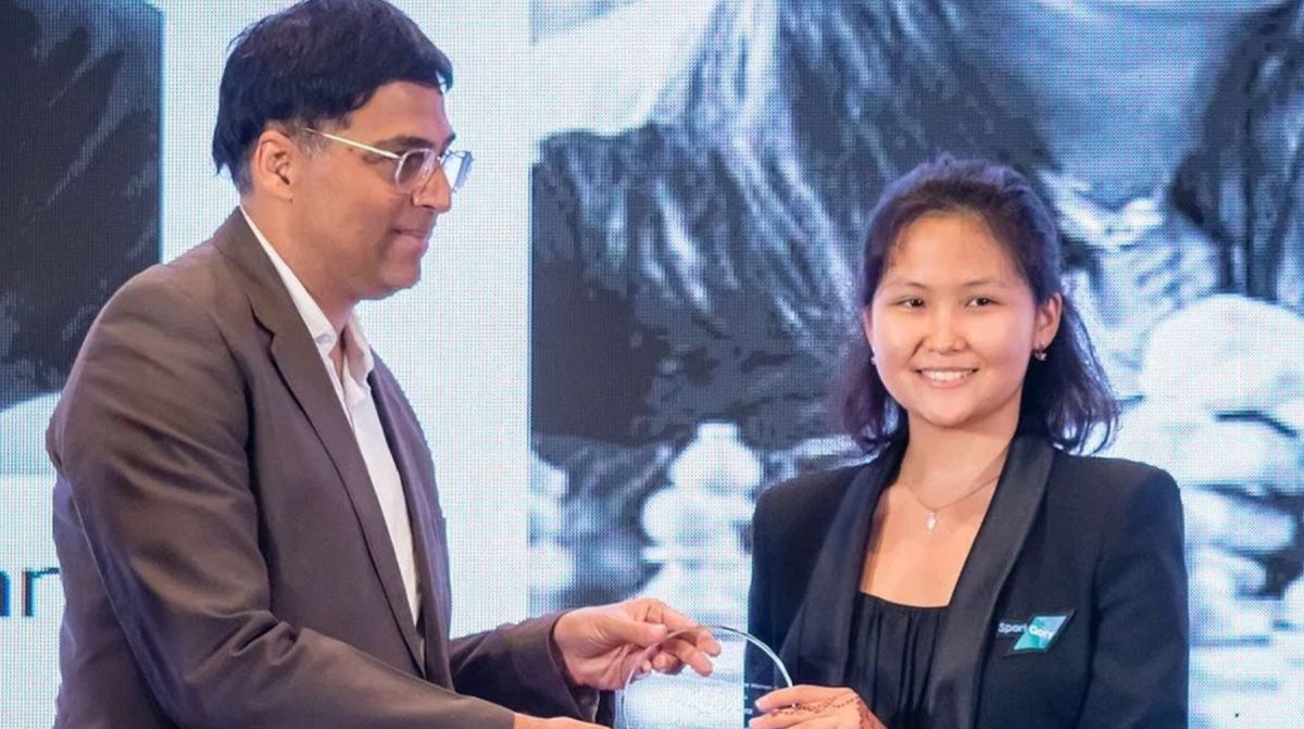 Казахстанка Бибисара Асаубаева стала лучшей шахматисткой Азии