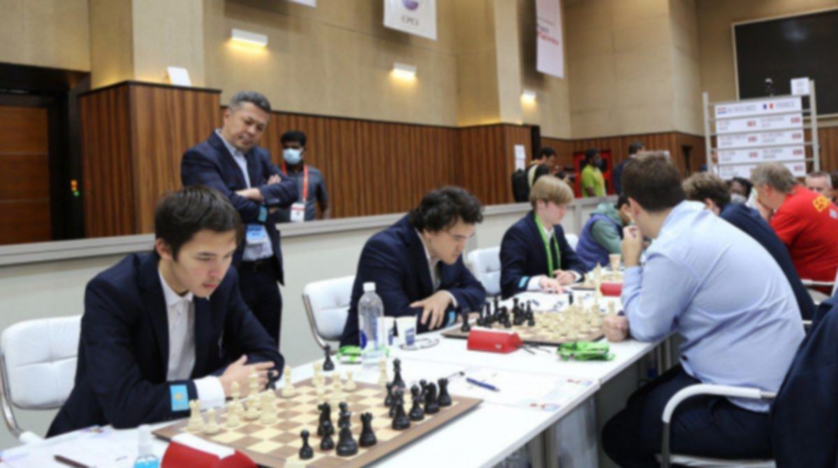 Сенсация: мужская сборная Казахстана по шахматам выиграла испанцев