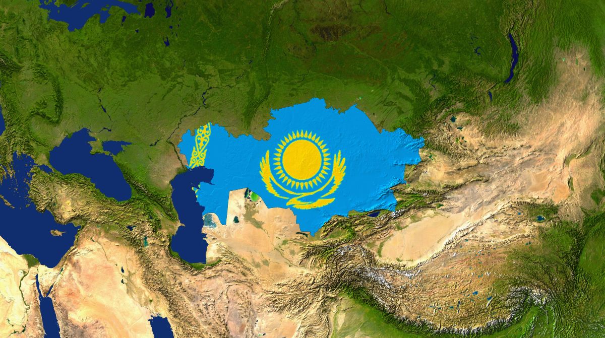 Лучше всего о политике в Казахстане написал журналист из Канады