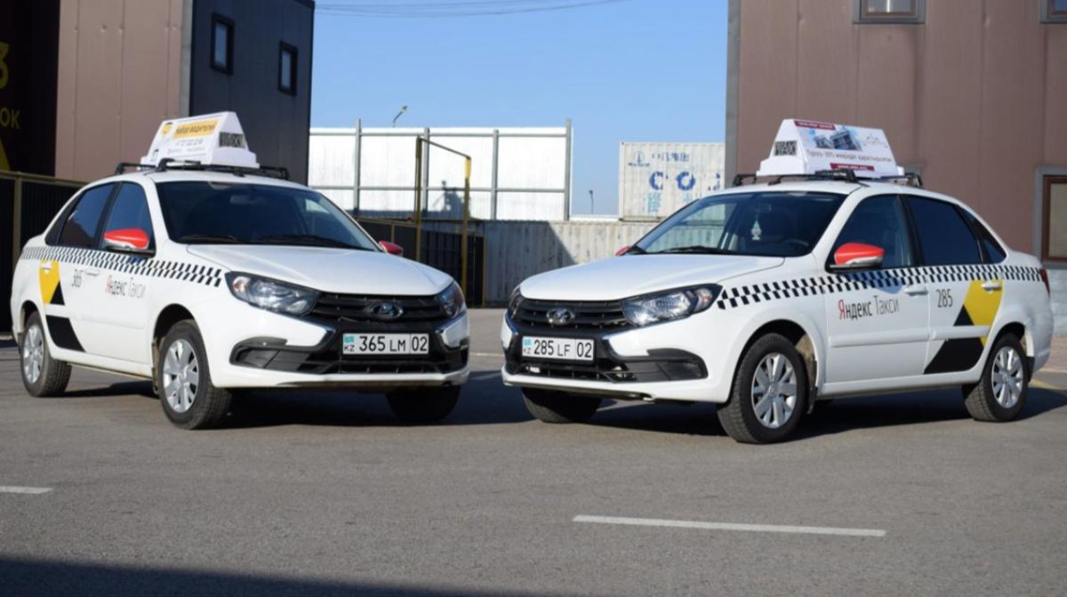 Мусин предложил водителям регистрироваться сразу в "Яндексе", без местных таксопарков