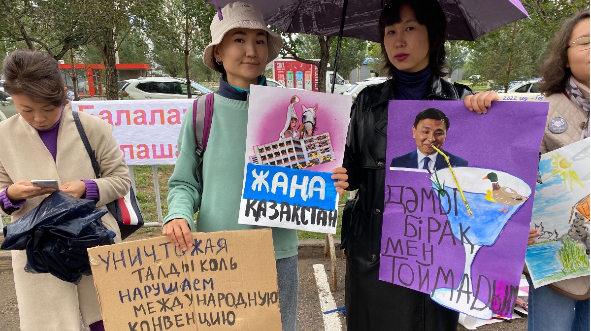 В Нур-Султане прошел митинг сразу по трем актуальным проблемам