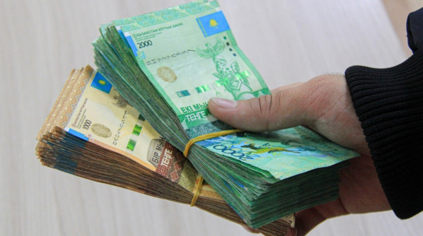 Казахстан оказался лишь на 78-м месте из 105 по рейтингу "чистых" зарплат
