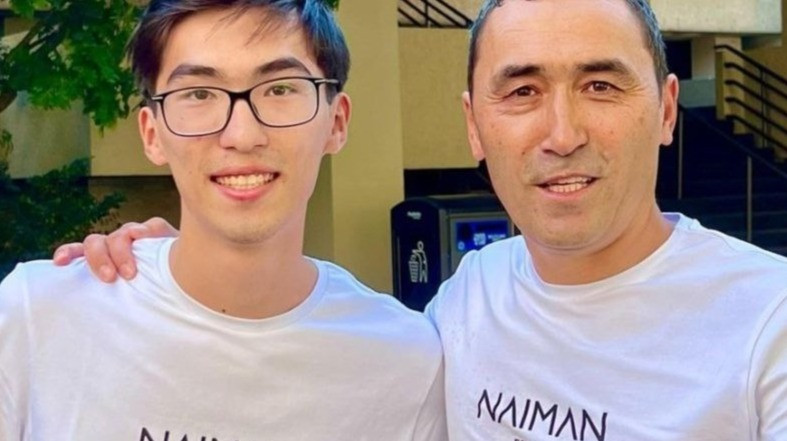 Замакима Шымкента недоволен тем, что Рахимбаев надел футболку "Найман"