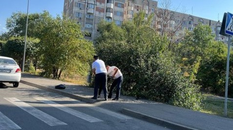 В Алматы полицейские заставили избитую девушку извиняться перед обидчиком