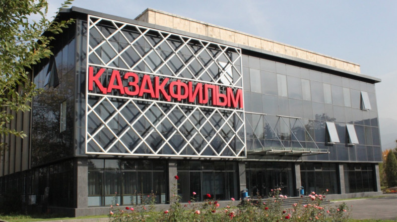 Казахфильм за 776 миллионов закупит световое оборудование