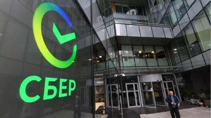 Сбербанк нашел способ обойти санкции через AppStore. И он работает