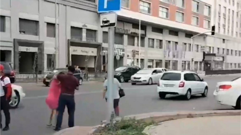 В центре Нур-Султана отец воспитывал дочь побоями