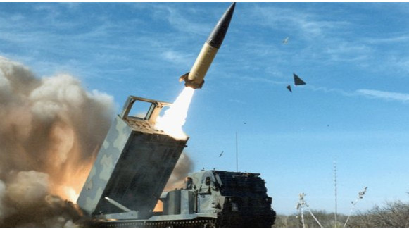 Украина попросила оружие у США для наступления на Россию в 2023 году