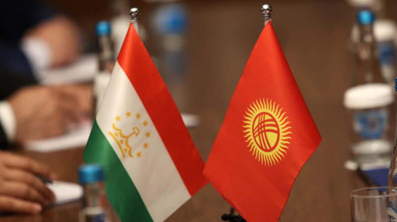 Кыргызстан и Таджикистан подписали документ о мире, но конфликт продолжается