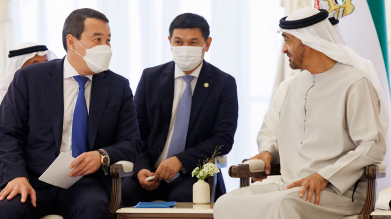 Президент ОАЭ отправил Казахстану миллион долларов на восстановление после пожаров