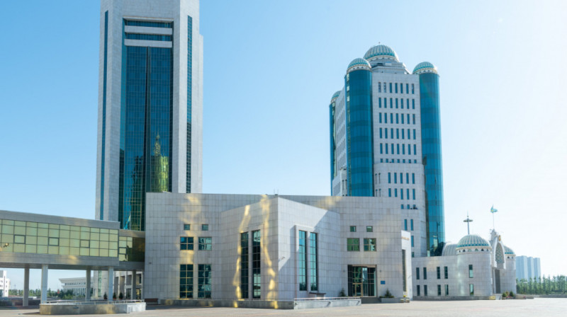Казахстанцы снова будут праздновать День Республики - парламент принял поправки