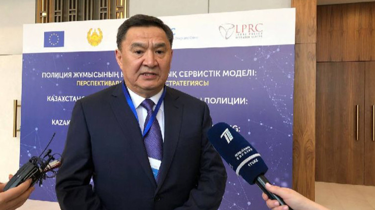 Трудно дать 100% гарантию: глава МВД о безопасности в школах Казахстана