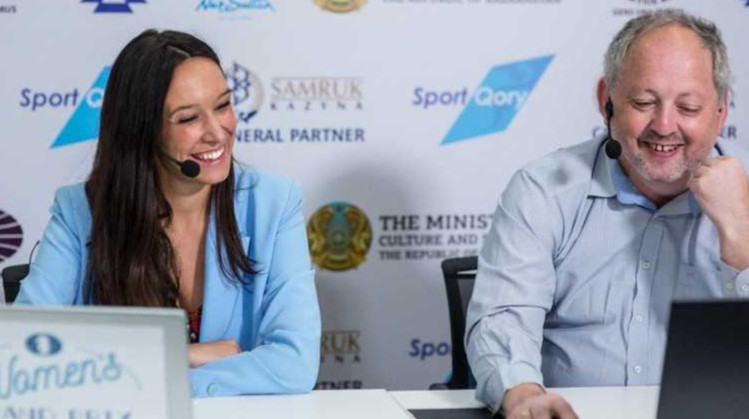 Шахматы не для женщин: комментатора уволили за сексизм во время турнира в Астане