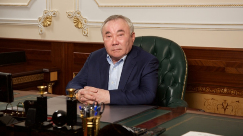 Болат Назарбаев лишился доли в алматинском рынке. Его продали на аукционе за копейки