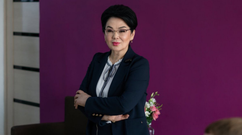 Кандидат в президенты Салтанат Турсынбекова опубликовала компромат на себя